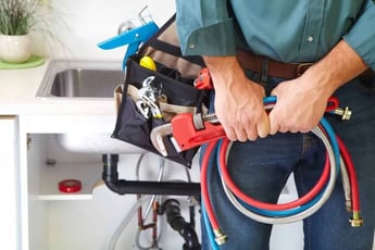 Should You Become a Plumber? A Quick Guide to Plumbing Jobs
